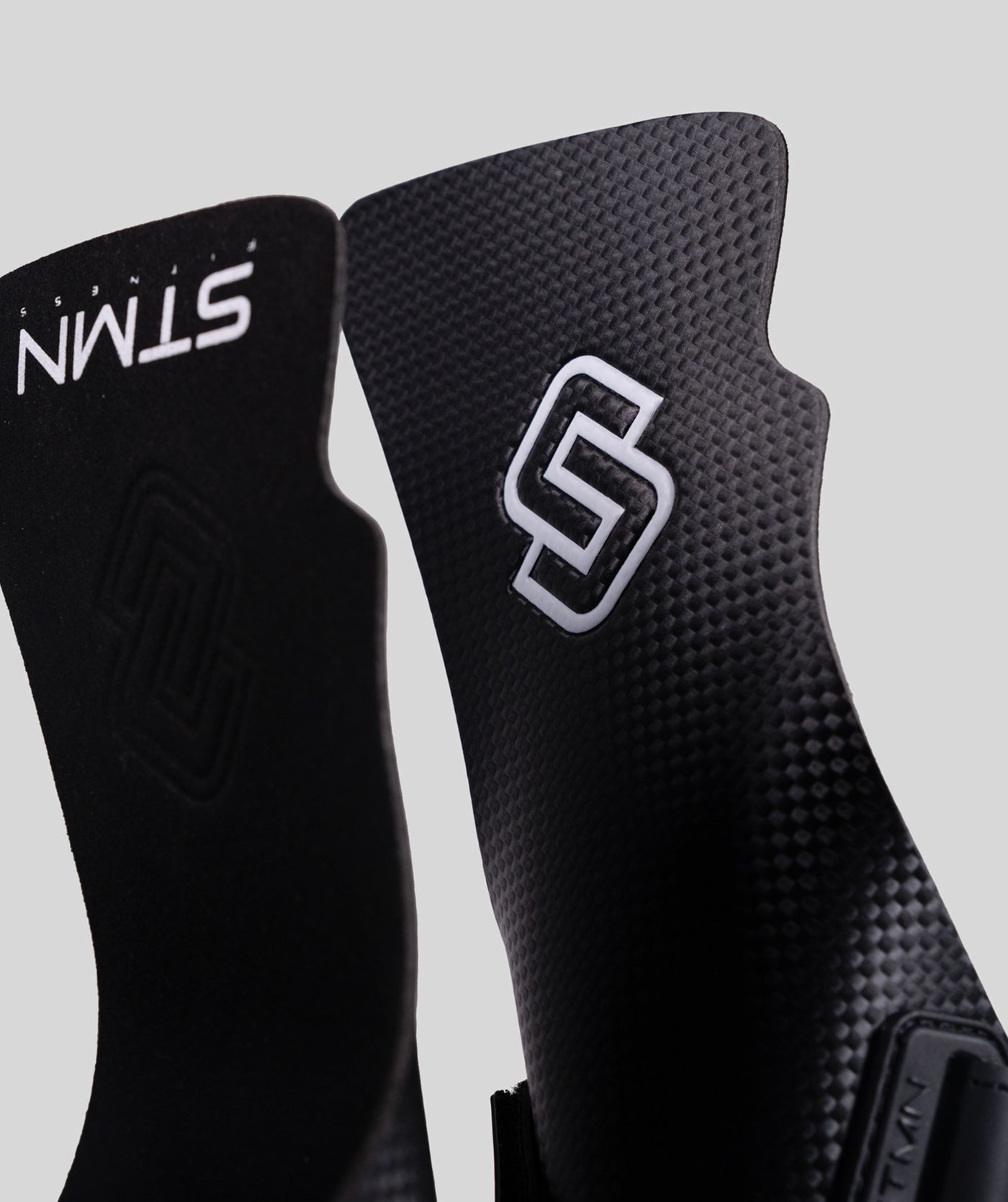 CARBON Hand Grips - Black